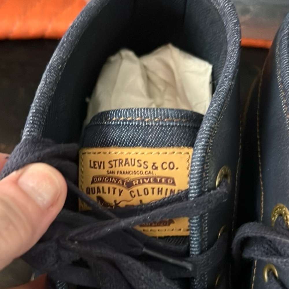 Levi’s Denim Sneakers Lace Up Chukka Style Navy Canvas Comfort Shoes Size 9.5 - Picture 8 of 10